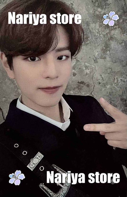 Seungmin | Levanter Selfie ver Nariya Store