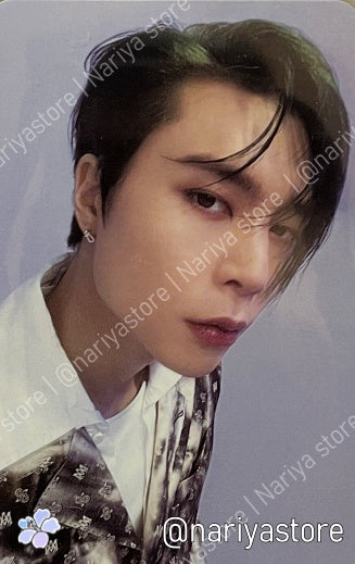 Johnny | Face Check Chandelier Ver